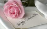 Bộ ảnh valentine 14 2 với những bó hồng kèm hộp quà cực chất số 28