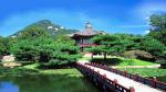 Hoàng cung Gyeongbokgung- là cung điện Hoàng Gia đầu tiên được xây dựng trong triều đại Joseon (triều đại phong kiến cuối cùng của Triều Tiên).