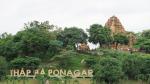 Tháp Bà Ponagar là công trình kiến trúc cổ kính hoàn mỹ của người Chăm, cách trung tâm TP Du lịch Nha Trang 2km về phía Bắc. Quần thể di tích gồm bốn ngôi tháp, hai miếu thờ, tháp lớn nhất thờ nữ thần Ponagar (tiếng Chăm có nghĩa là Mẹ Xứ Sở).
