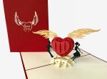 Thiệp valentine handmade tuyệt đẹp và độc đáo với hình ảnh trái tim 3D cùng đôi cánh thiên thần, và một cặp tình nhân đang hướng về phía của nhau
