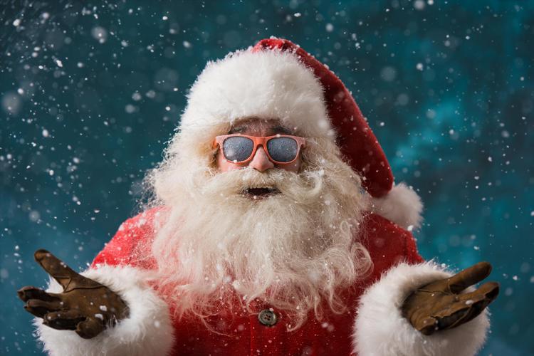 TOP 50 hình ảnh ông già noel cưỡi tuần lộc ấn tượng nhất mùa Giáng sinh